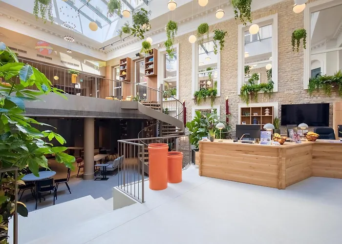 Maverick Athenaeum Boedapest